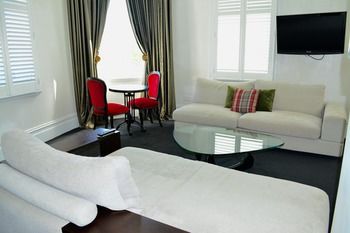 Middle Park Hotel - Accommodation Mt Buller 19