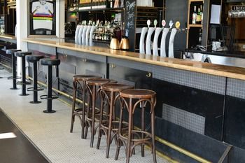 Middle Park Hotel - Accommodation Mt Buller 35