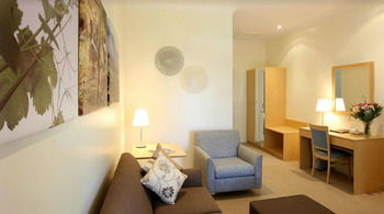 Pokolbin Village - Accommodation Mt Buller 40