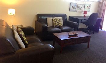 Australian Home Away @ Doncaster Elgar - Accommodation Mt Buller 2
