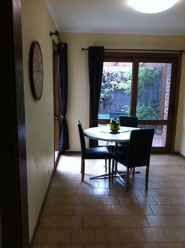 Australian Home Away @ Doncaster Elgar - Accommodation Mt Buller 6