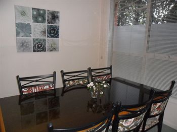 Australian Home Away @ Box Hill 21 - Accommodation Mt Buller 11