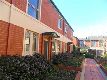 Australian Home Away @ Box Hill 32 - Accommodation Mt Buller 9