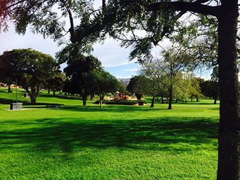 Australian Home Away @ Box Hill 32 - Accommodation Mt Buller 14