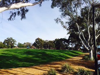 Australian Home Away @ Box Hill 32 - Accommodation Mt Buller 16