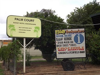Palm Court Budget Motel Hostel/Backpackers - Accommodation Mt Buller 1