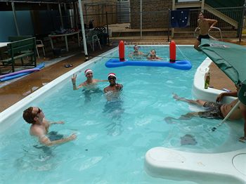 Palm Court Budget Motel Hostel/Backpackers - Accommodation Mt Buller 8