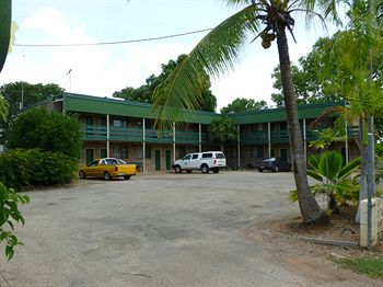 Palm Court Budget Motel Hostel/Backpackers - Accommodation Mt Buller 12