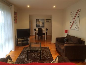 Australian Home Away Doncaster Elgar 2 - Accommodation Mt Buller 14