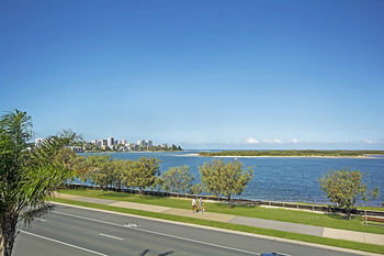 Sandy Shores Luxury Holiday Units - Accommodation Mt Buller 20