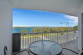 Sandy Shores Luxury Holiday Units - Accommodation Mt Buller 77