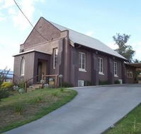 Church House BampB Gundagai - Accommodation Mt Buller