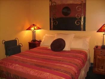 Church House B&B Gundagai - Accommodation Mt Buller 7