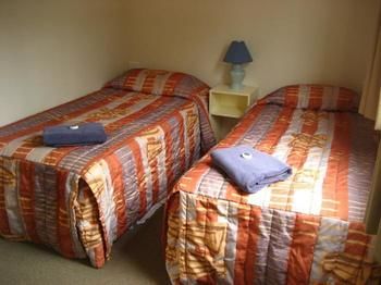 Australian Motor Homes Tourist Park - Accommodation Mt Buller 11