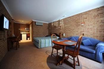 Golden Grain Motor Inn - Accommodation Mt Buller 2