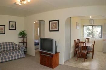 Hunter Homestead - Accommodation Mt Buller 4