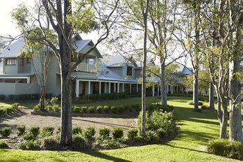 Spicers Vineyards Estate - Accommodation Mt Buller 10