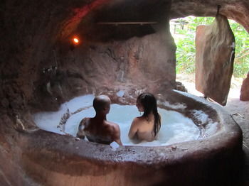 Noosa Edge Nudist Retreat - Accommodation Mt buller 13