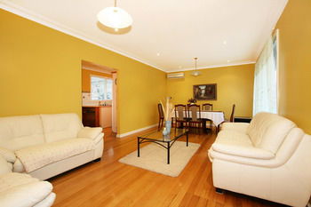 Roseland Holiday House - Accommodation Mt Buller 11