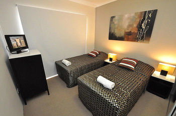 Balmain 12 Foy Furnished Apartment - Accommodation Mt Buller 5