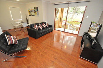 Balmain 12 Foy Furnished Apartment - Accommodation Mt Buller 8
