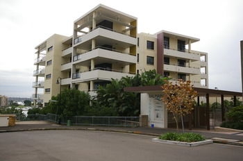 Balmain 704 Mar Furnished Apartment - Accommodation Mt Buller 10