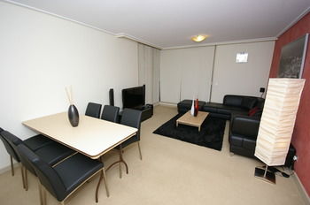Balmain 704 Mar Furnished Apartment - Accommodation Mt Buller 12