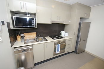 Balmain 704 Mar Furnished Apartment - Accommodation Mt Buller 13