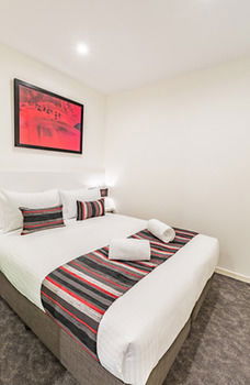 City Edge Box Hill - Accommodation Mt Buller 0