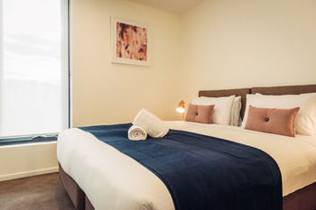 City Edge Box Hill - Accommodation Mt Buller 6