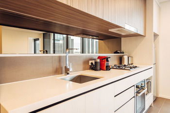 City Edge Box Hill - Accommodation Mt Buller 8