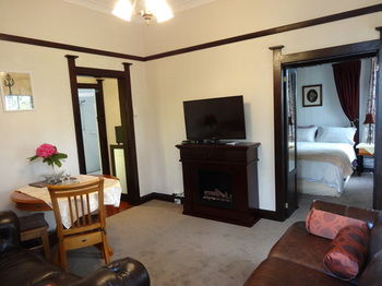Corner Manor Leura - Accommodation Mt Buller 34