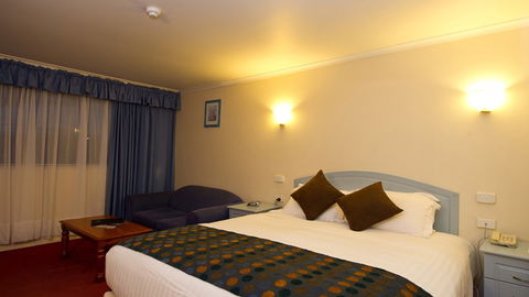 BEST WESTERN Balmoral Motor Inn - Accommodation Mt Buller 0