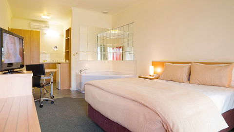BEST WESTERN Airport Motel And Convention Centre - Accommodation Mt Buller 1