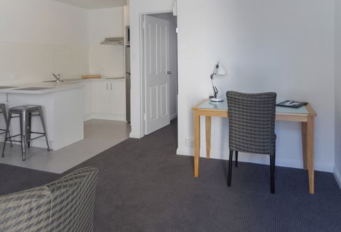 BEST WESTERN Fawkner Airport Motor Inn And Serviced Apartments - Accommodation Mt Buller 2