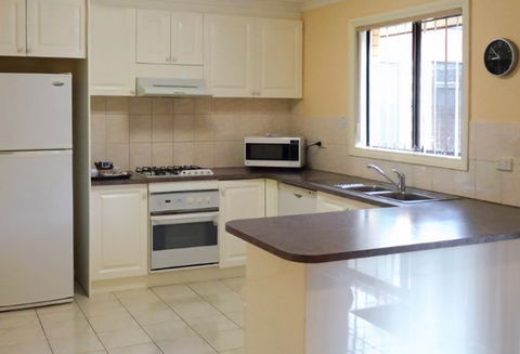 BEST WESTERN Fawkner Airport Motor Inn And Serviced Apartments - Accommodation Mt Buller 4