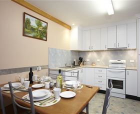 NorthEast Restawhile Bed And Breakfast - Accommodation Mt buller 2