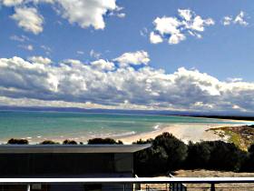 Freycinet Beach Apartments - Accommodation Mt Buller 0