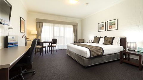 Comfort Inn & Suites Blazing Stump - Accommodation Mt Buller 1
