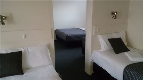 Budget On The Lake - Accommodation Mt Buller 4