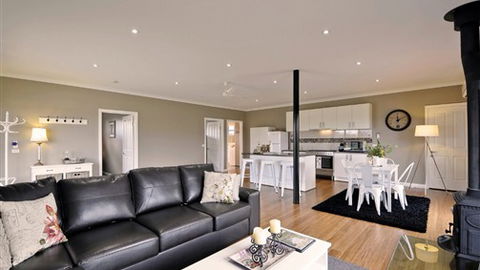 Traquair Estate - Accommodation Mt Buller 3