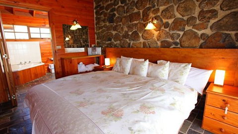 Tuki Trout Farm And Retreat - Accommodation Mt Buller 1