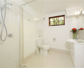 HarbourSide BandB - Accommodation Mt Buller 0