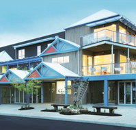 The Island Accommodation - Phillip Island YHA - Accommodation Mt Buller