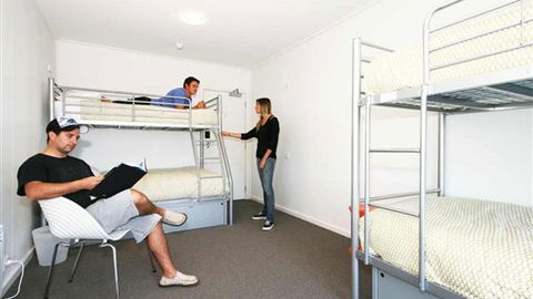 The Island Accommodation - Phillip Island YHA - Accommodation Mt Buller 6