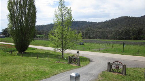 Cheshunt South VIC Accommodation Mt Buller