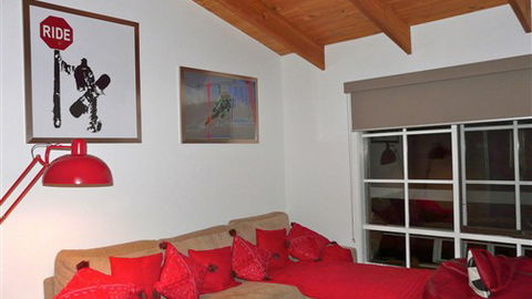 Two Mountains Lodge - Accommodation Mt Buller 0
