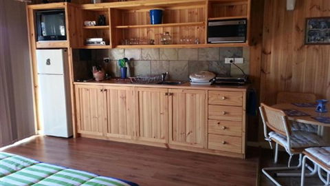 Laura Lodge Rest & Recreation Retreat - Accommodation Mt Buller 2