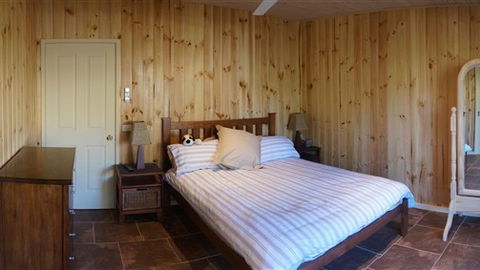 Laura Lodge Rest & Recreation Retreat - Accommodation Mt Buller 4
