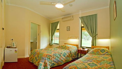 Little Desert Nature Lodge - Accommodation Mt Buller 1